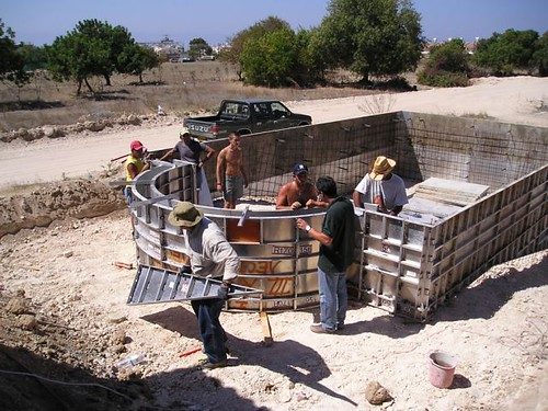 Grundlagen der Poolplanung: Der Weg zum eigenen Pool